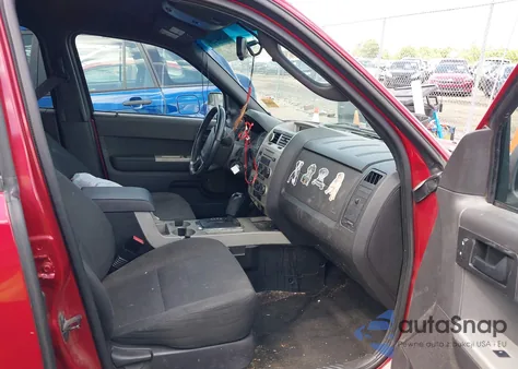 2010 Ford Escape Xlt from USA, damaged, VIN 1FMCU0D72AKD44178